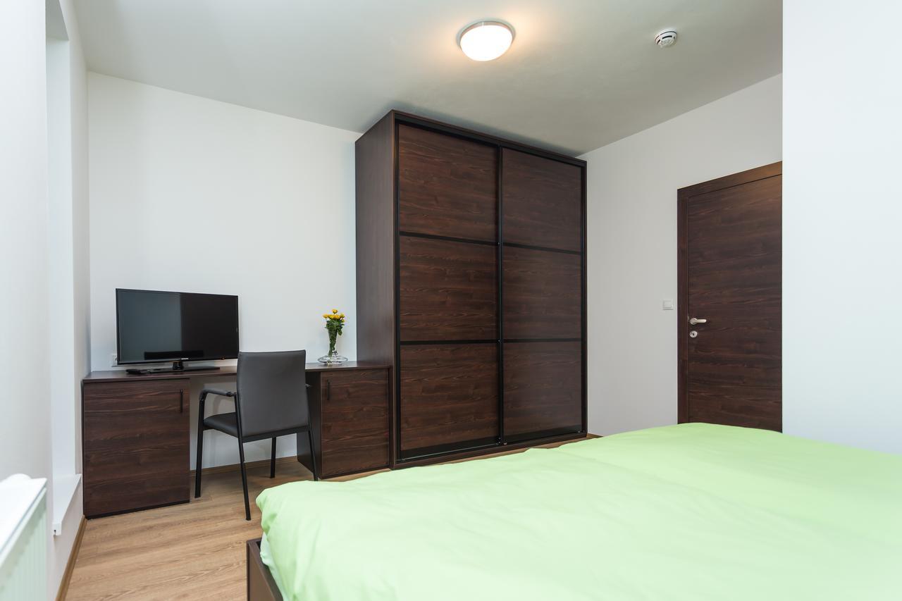Barok Hotel And Apartments براتسيلافا المظهر الخارجي الصورة