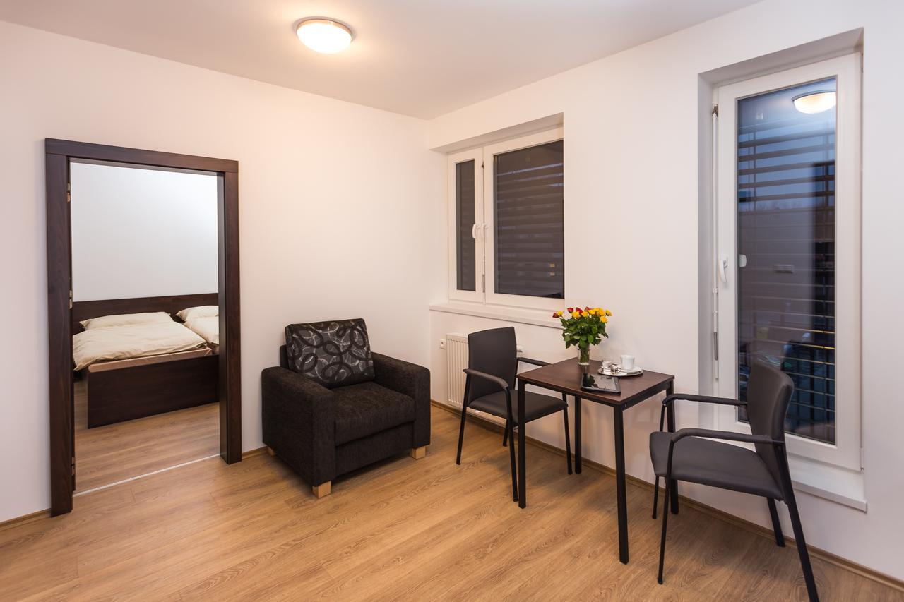 Barok Hotel And Apartments براتسيلافا المظهر الخارجي الصورة