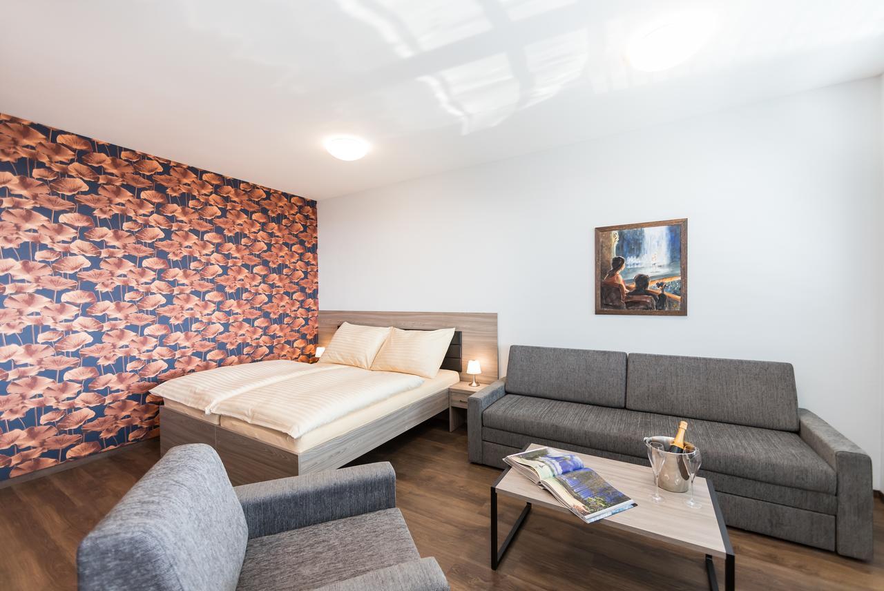 Barok Hotel And Apartments براتسيلافا المظهر الخارجي الصورة
